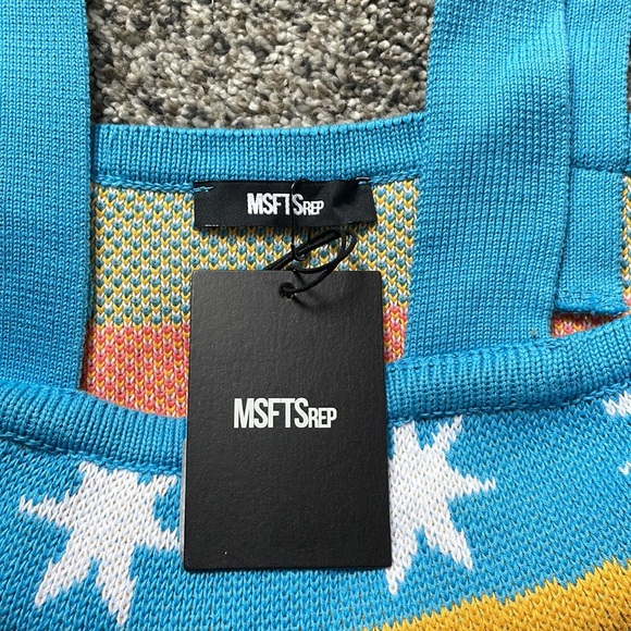 NWT.  MSFTSrep women’s wide spaghetti strap Crop Top.  Size XS - Picture 3 of 5